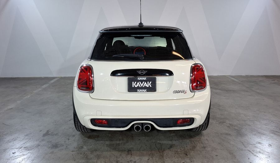 Mini Cooper S 2.0 COOPER HOT CHILI DCT Hatchback 2020