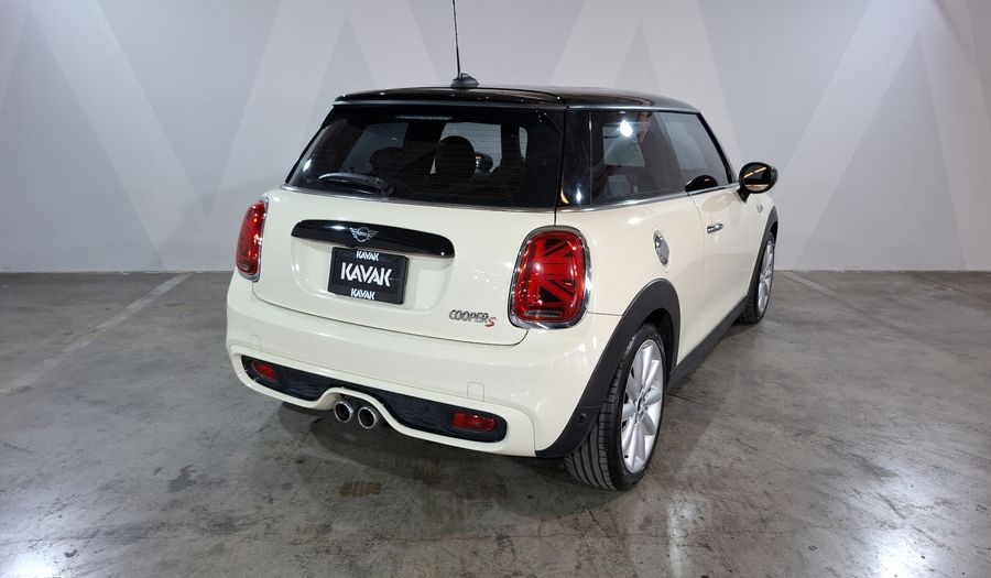 Mini Cooper S 2.0 COOPER HOT CHILI DCT Hatchback 2020