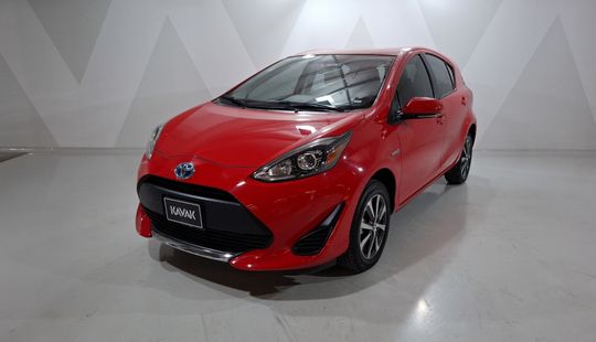 Toyota • Prius C