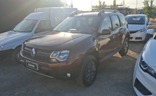 Renault • Duster