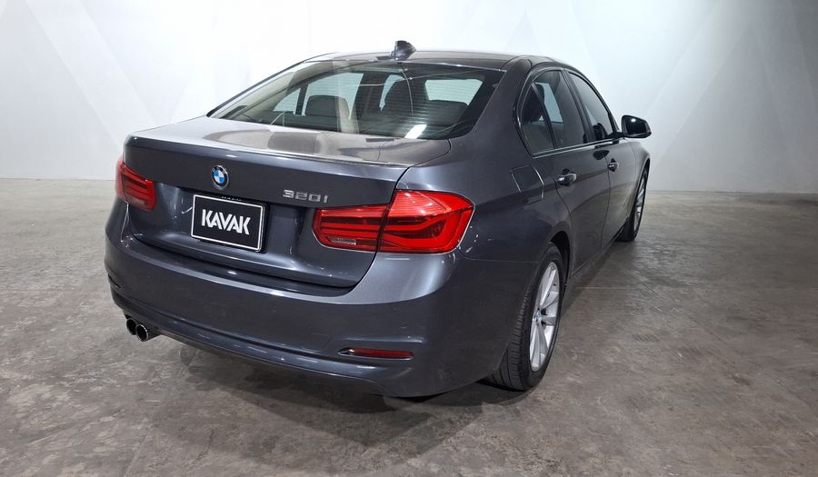 Bmw Serie 3 2.0 320IA AUTO Sedan 2017