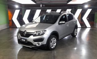 Renault • Sandero Stepway