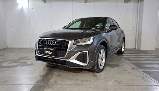 Audi • Q2