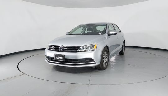 Volkswagen • Jetta