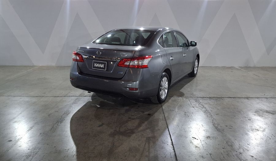 Nissan Sentra 1.8 ADVANCE CVT Sedan 2016