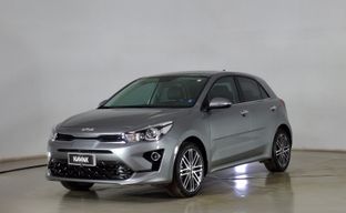 Kia • RIO 5