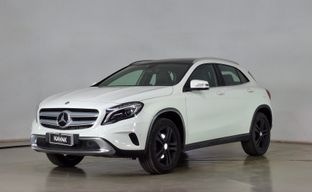 Mercedes Benz • Clase GLA