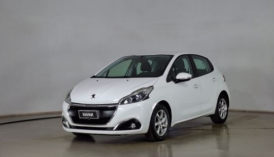 Peugeot • 208