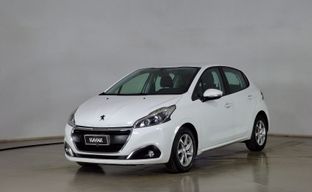 Peugeot • 208