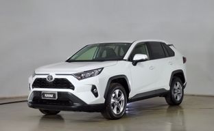 Toyota • RAV4