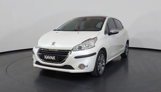 Peugeot • 208