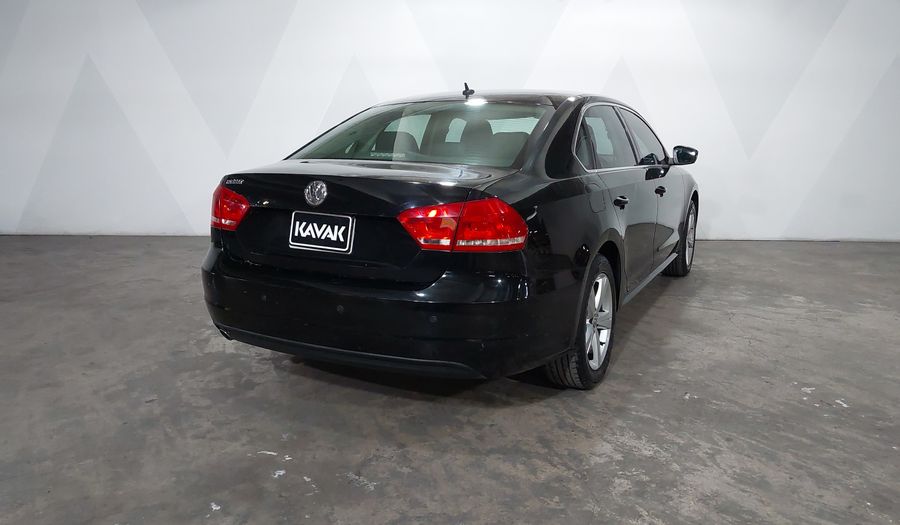 Volkswagen Passat 2.5 SPORTLINE TIPTRONIC Sedan 2015