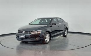 Volkswagen • Vento