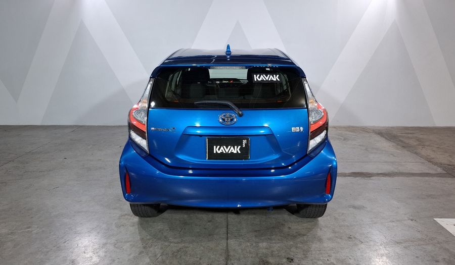 Toyota Prius C 1.5 HYBRID AUTO Hatchback 2018