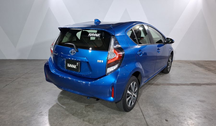 Toyota Prius C 1.5 HYBRID AUTO Hatchback 2018