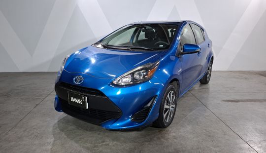 Toyota • Prius C