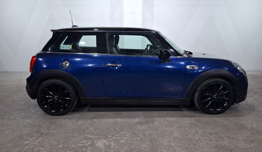 Mini Cooper S 2.0 COOPER HOT CHILI AT Hatchback 2017