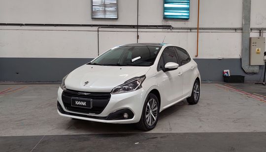 Peugeot • 208