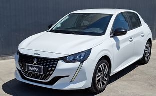 Peugeot • 208