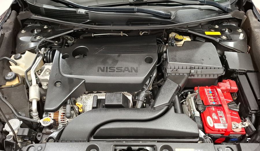 Nissan Altima 2.5 ADVANCE NAVI CVT Sedan 2017