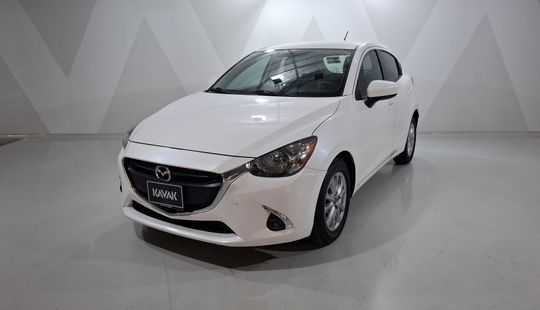 Mazda • Mazda 2