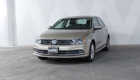 Volkswagen • Jetta