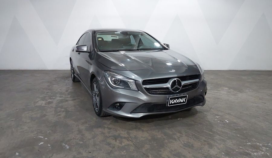 Mercedes Benz Clase Cla 1.6 CLA 200 CGI SPORT AT Coupe 2014