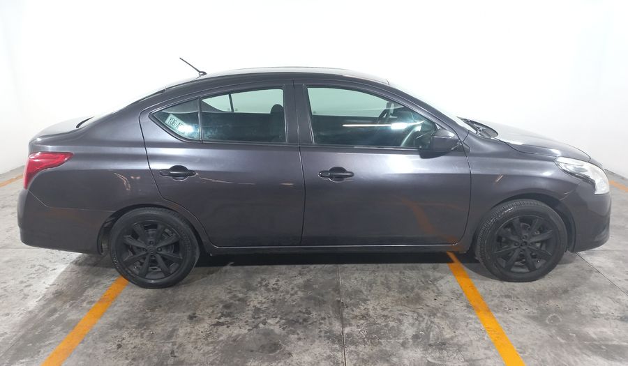 Nissan Versa 1.6 ADVANCE TM AC Sedan 2016