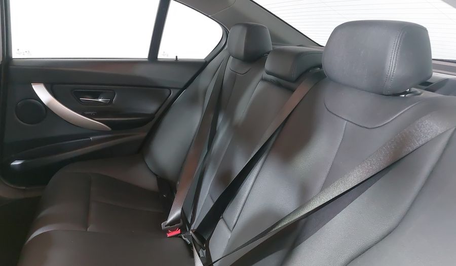 Bmw Serie 3 1.5 318IA EXECUTIVE AUTO Sedan 2018