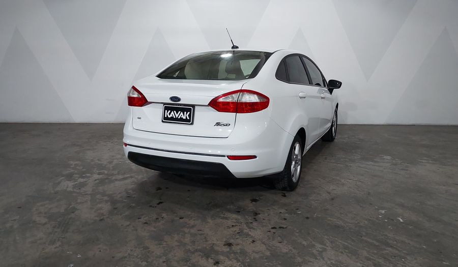 Ford Fiesta 1.6 SE Sedan 2018