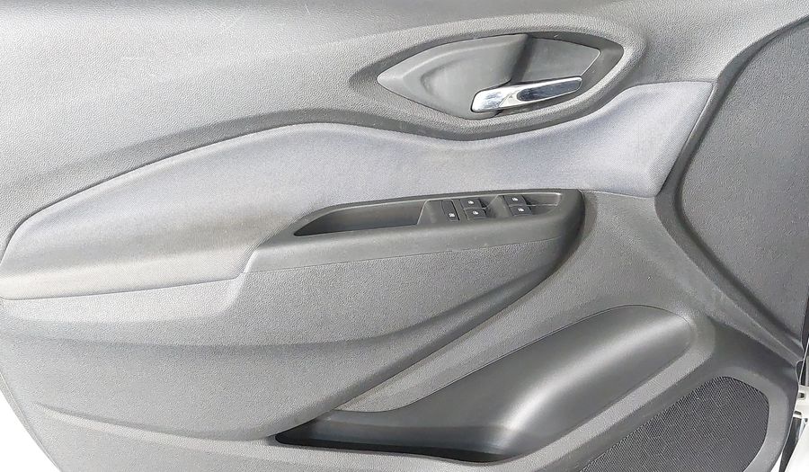 Chevrolet Onix MPFI LTZ Hatchback 2019