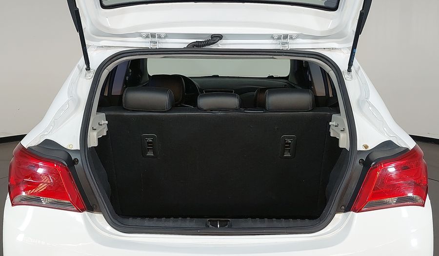 Chevrolet Onix MPFI LTZ Hatchback 2019