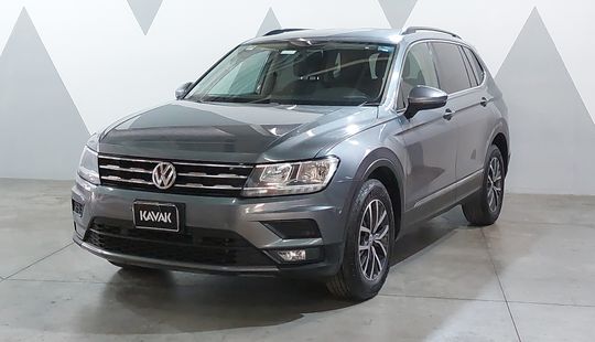 Volkswagen • Tiguan