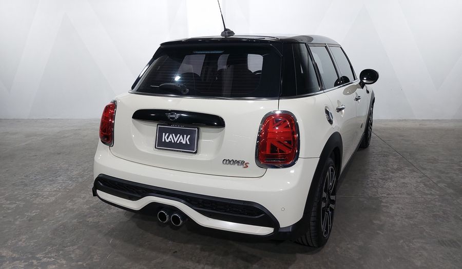 Mini Cooper S 2.0 COOPER CLASSIC DCT Hatchback 2022