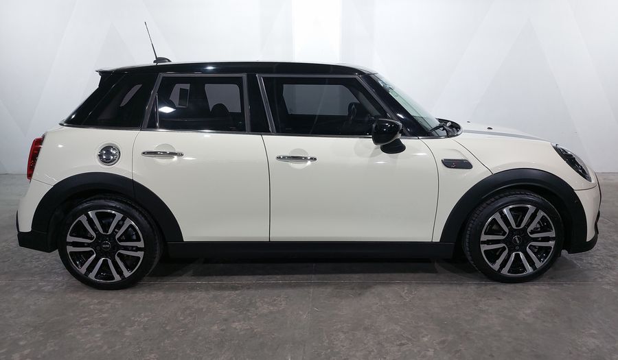 Mini Cooper S 2.0 COOPER CLASSIC DCT Hatchback 2022