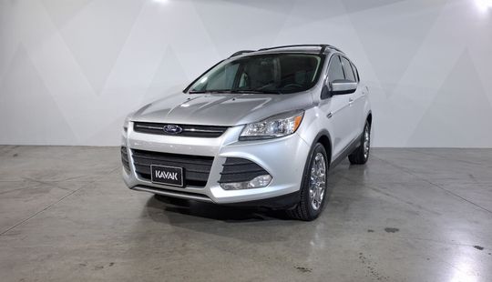 Ford • Escape