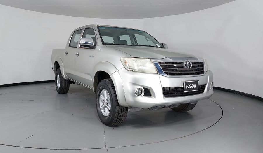 Toyota Hilux 2.7 DOBLE CABINA SR Pickup 2014