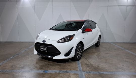 Toyota • Prius C