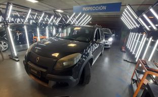 Renault • Sandero Stepway