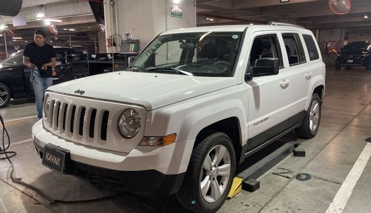 Jeep • Patriot