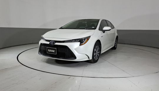 Toyota • Corolla