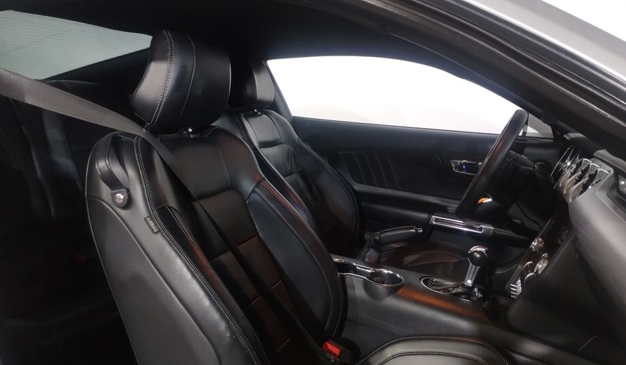 Ford Mustang 5.0 GT PREMIUM FASTBACK V8 TA Coupe 2015
