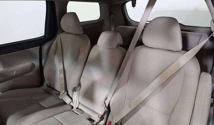 Kia Sedona 3.3 LX AUTO Minivan 2019