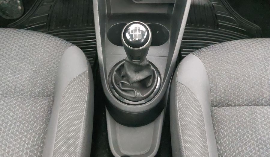 Volkswagen Gol 1.6 5 PTAS. TRENDLINE Hatchback 2017