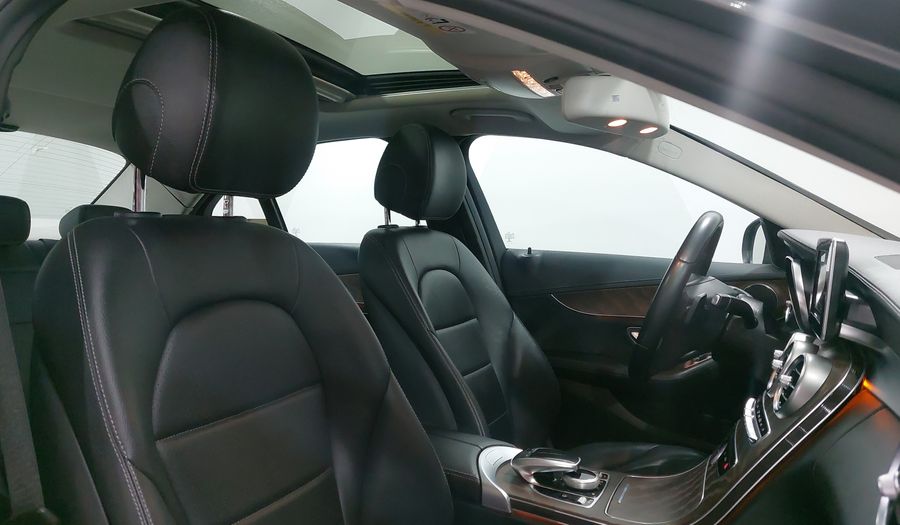 Mercedes Benz Clase C 2.0 200 EXCLUSIVE AUTO Sedan 2018