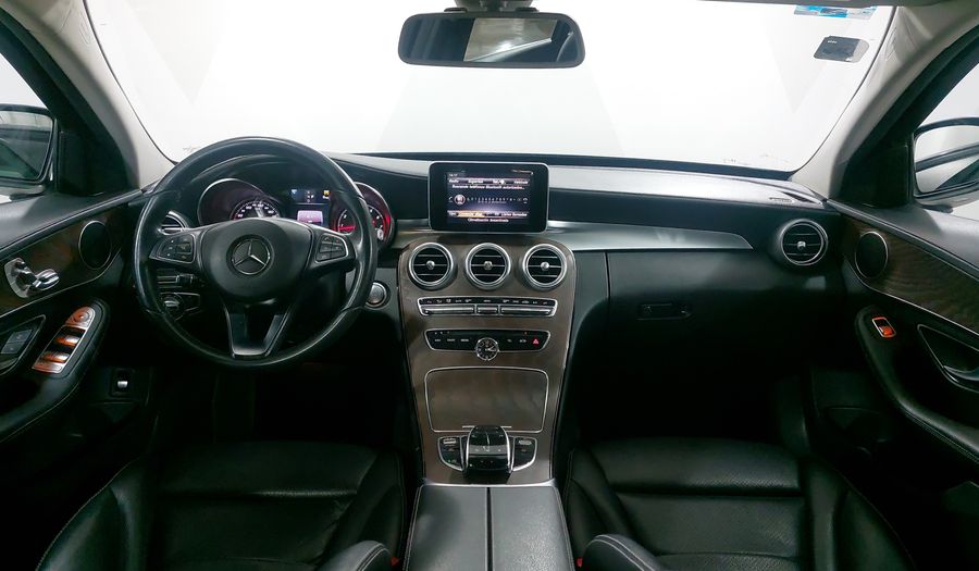 Mercedes Benz Clase C 2.0 200 EXCLUSIVE AUTO Sedan 2018