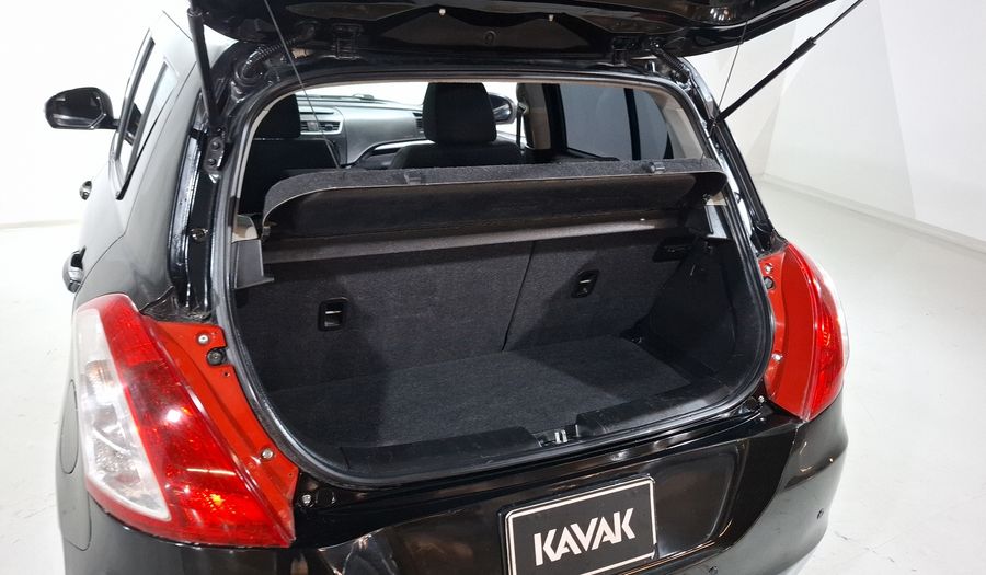 Suzuki Swift 1.4 GLX AT Hatchback 2016