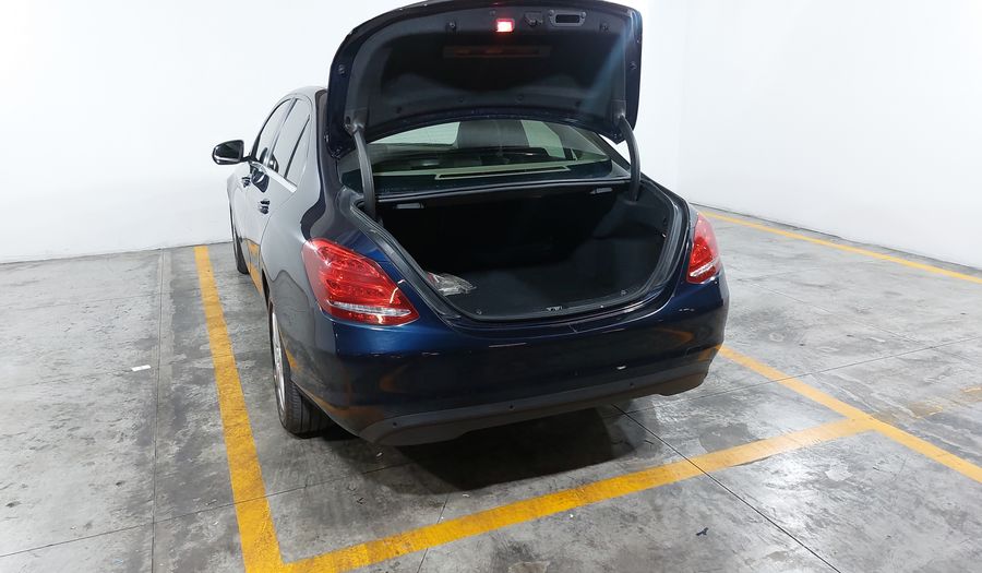 Mercedes Benz Clase C 1.6 180 AUTO Sedan 2018