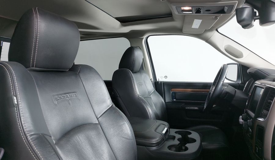 Ram 2500 5.7 CREW CAB LARAMIE 4WD Pickup 2015