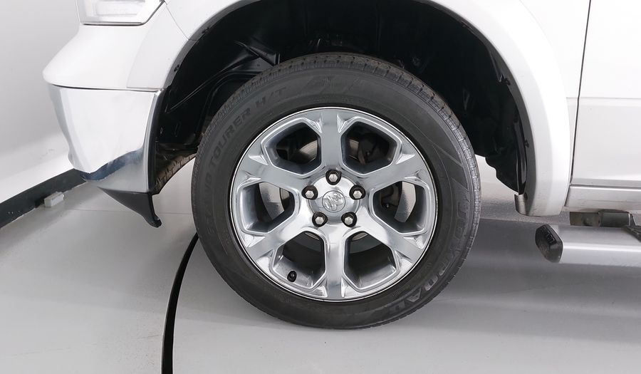 Ram 2500 5.7 CREW CAB LARAMIE 4WD Pickup 2015